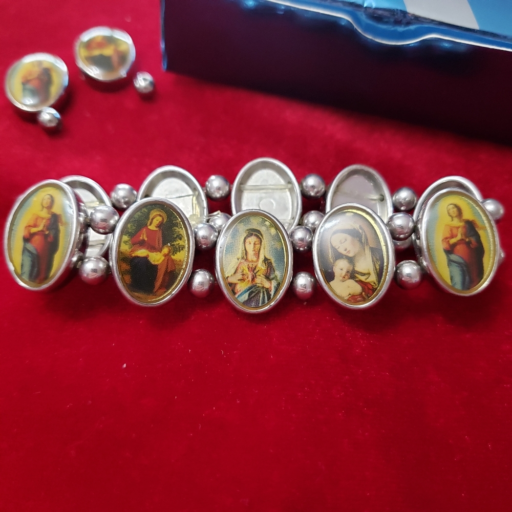 Avon bracelet of faith